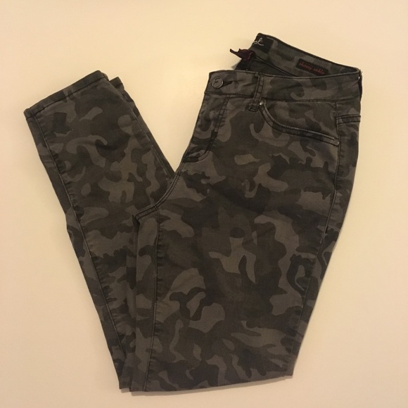 Earl Jeans Denim - Earl skinny ankle camo jean